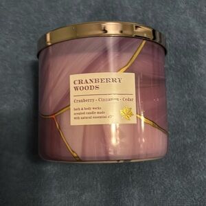 NWT bath and bodywork’s 3 wick cranberry woods candle